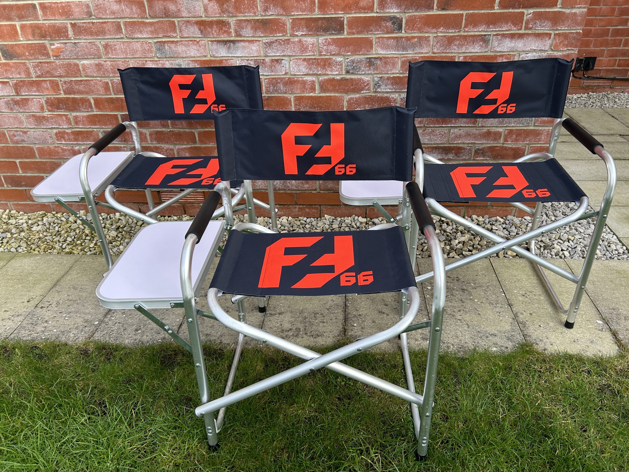 Pit Chair